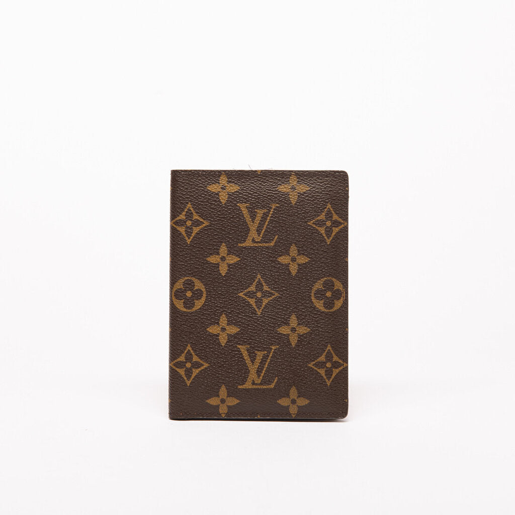 Louis Vuitton Monogram Passport Case