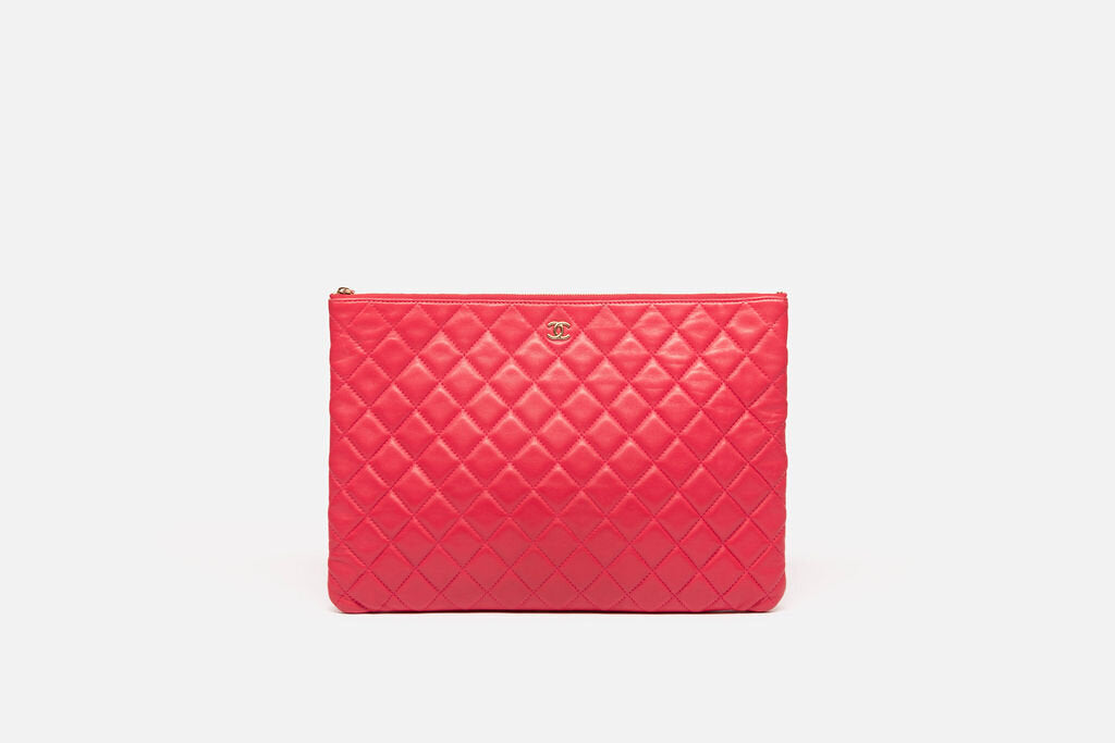 Chanel Pink Quilted O Case