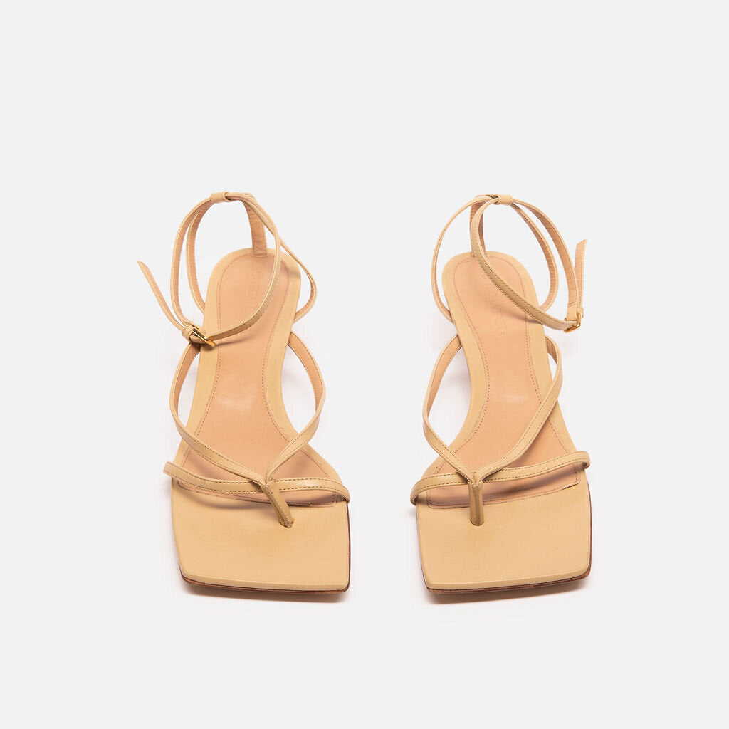 Bottega Veneta Nude Leather Square Toe Kitten Heel
