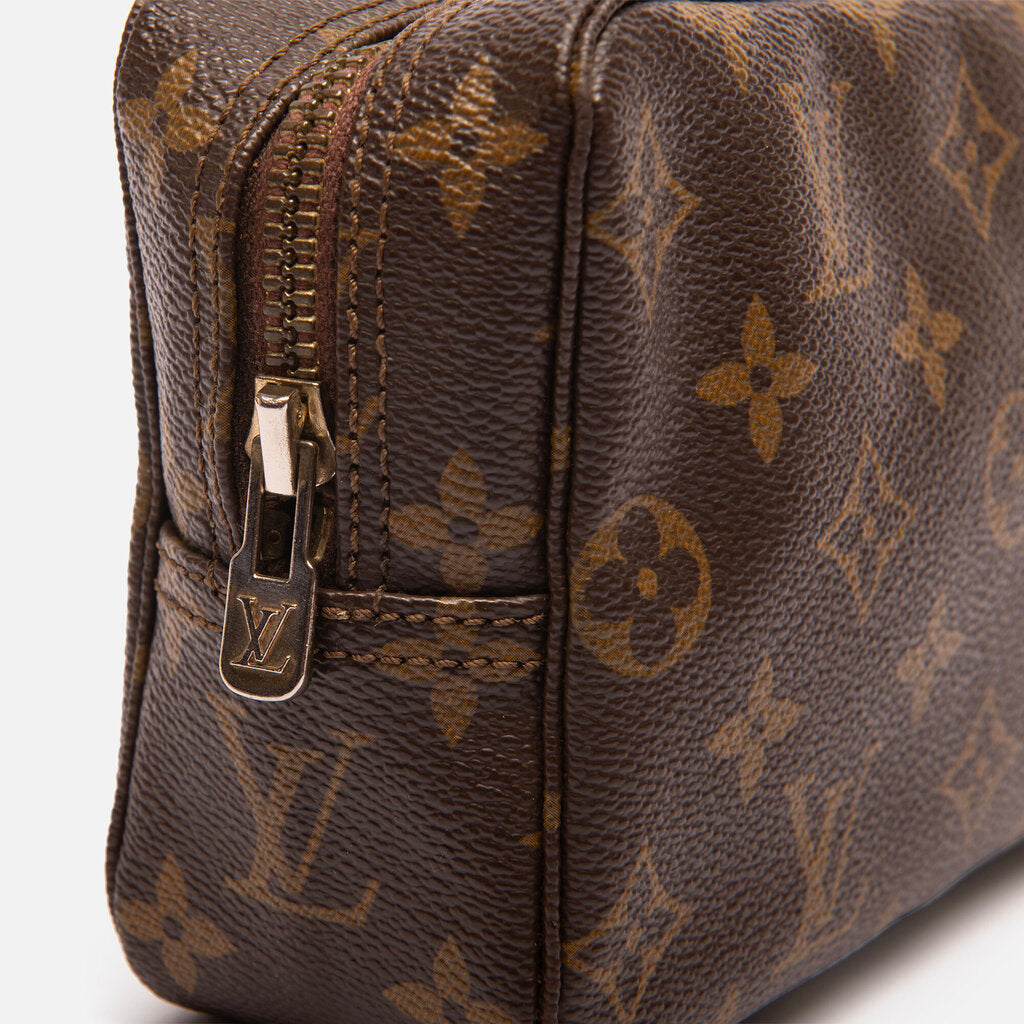 Louis Vuitton Monogram Trousse Toilette 18 Pouch
