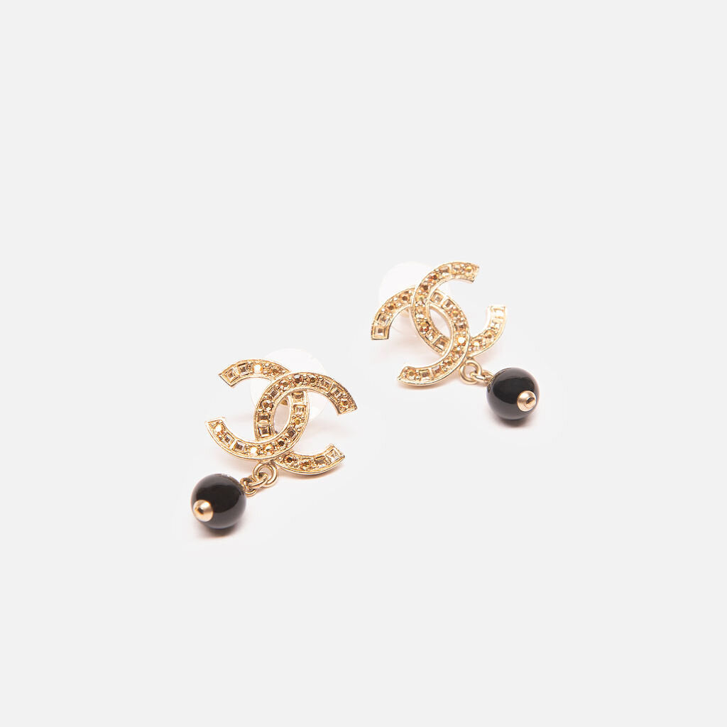 Chanel Rhinestone CC w/Black Drop Earring
