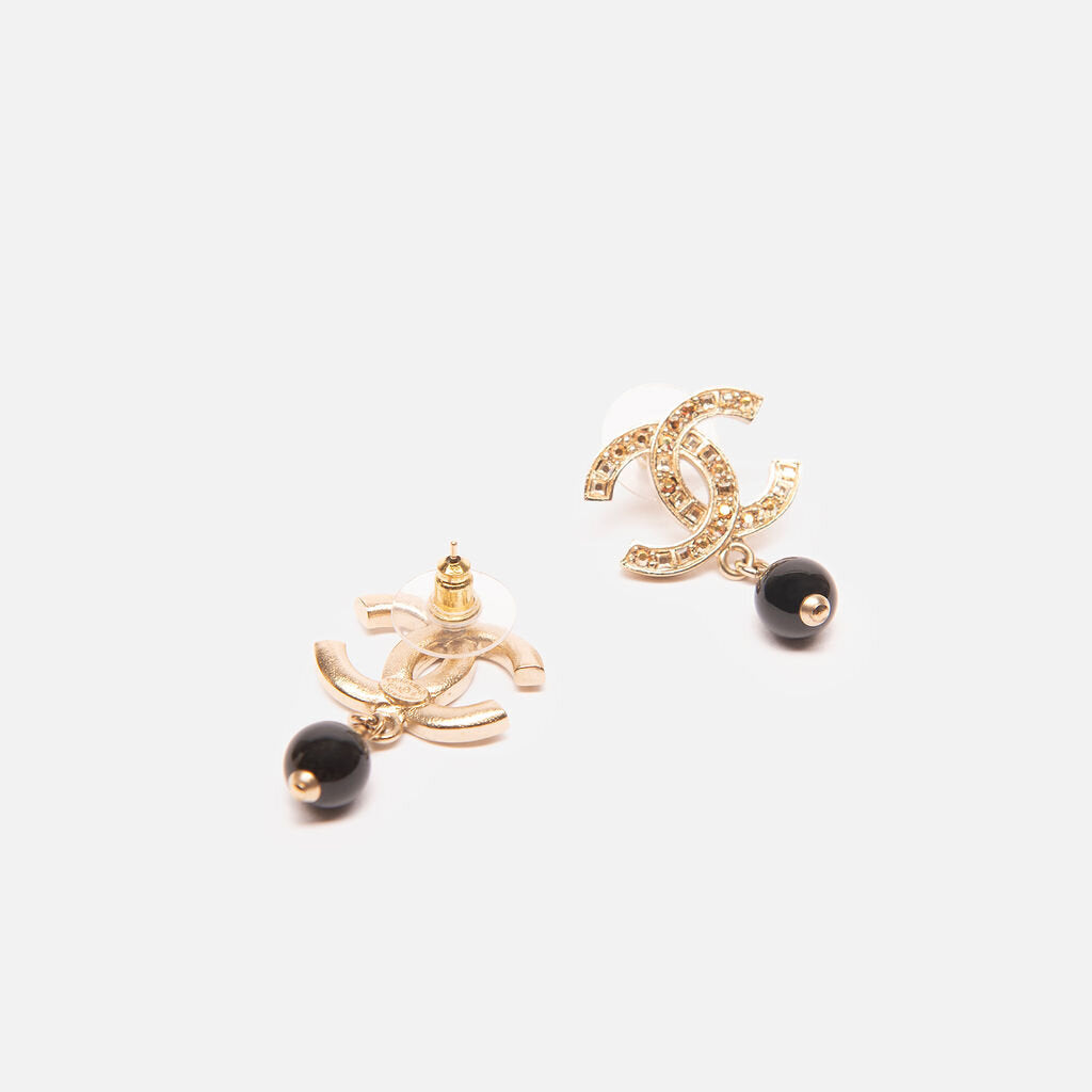 Chanel Rhinestone CC w/Black Drop Earring