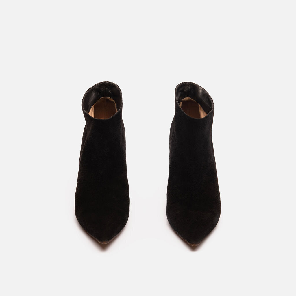Giovanni Black Suede Boots