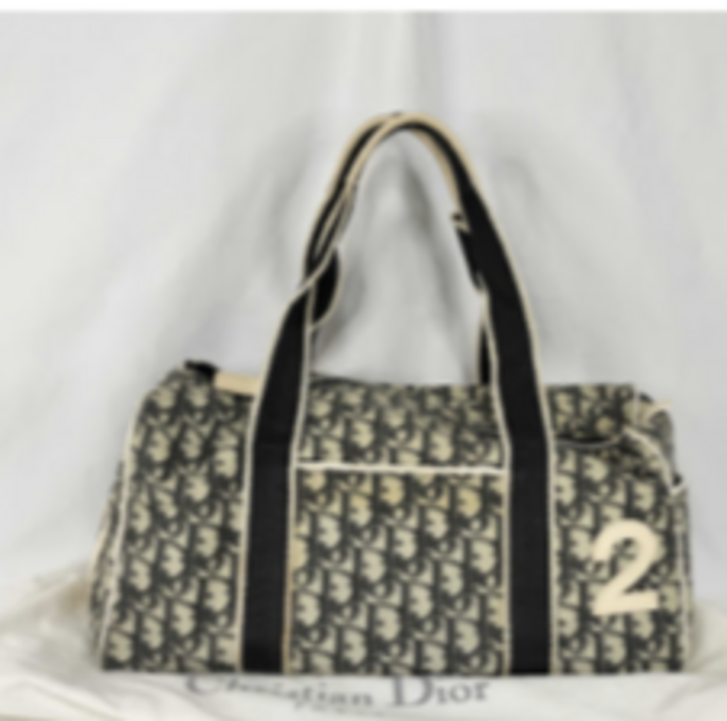 Black Trotter Boston Bag w/2