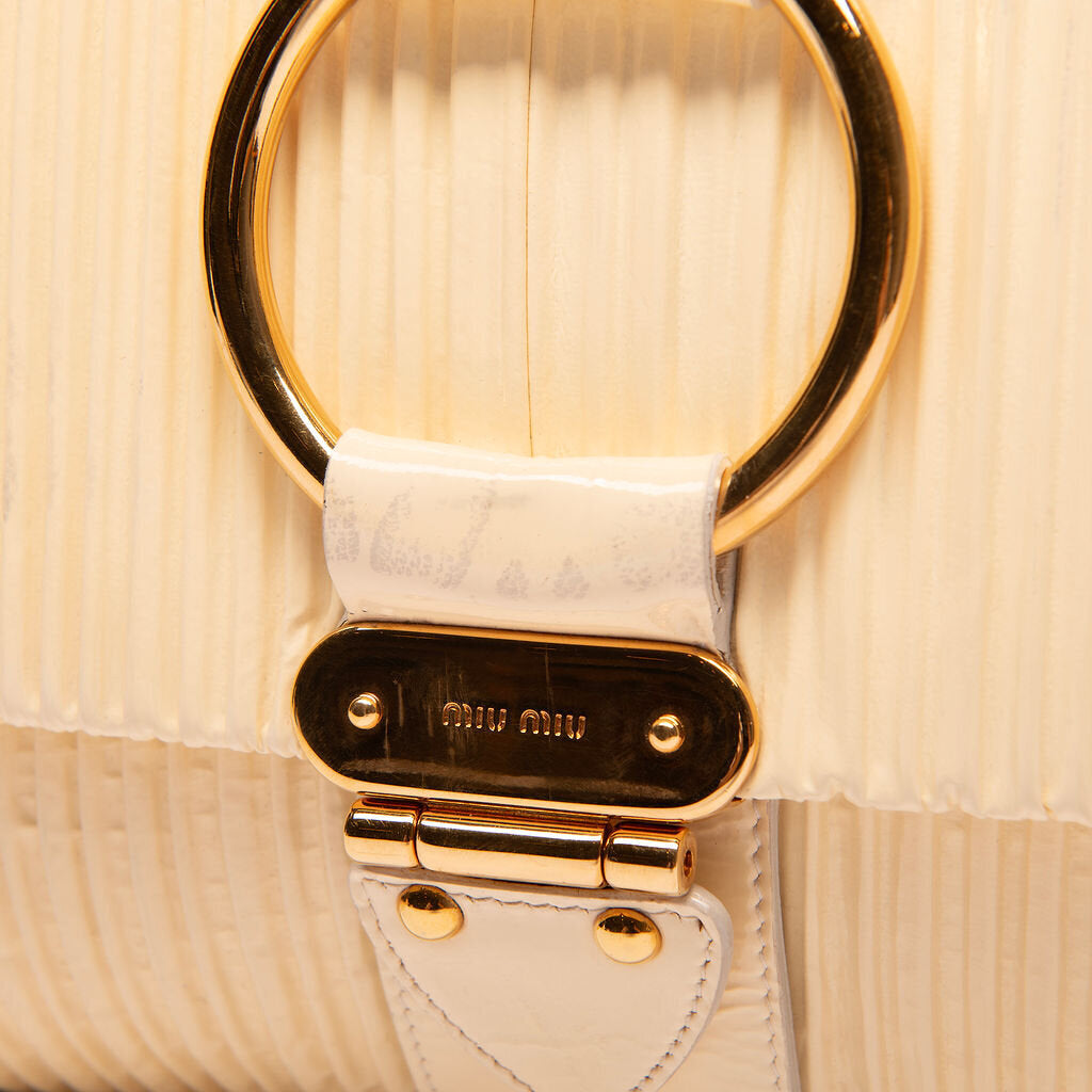 Miu Miu Cream Chain Shoulder Bag