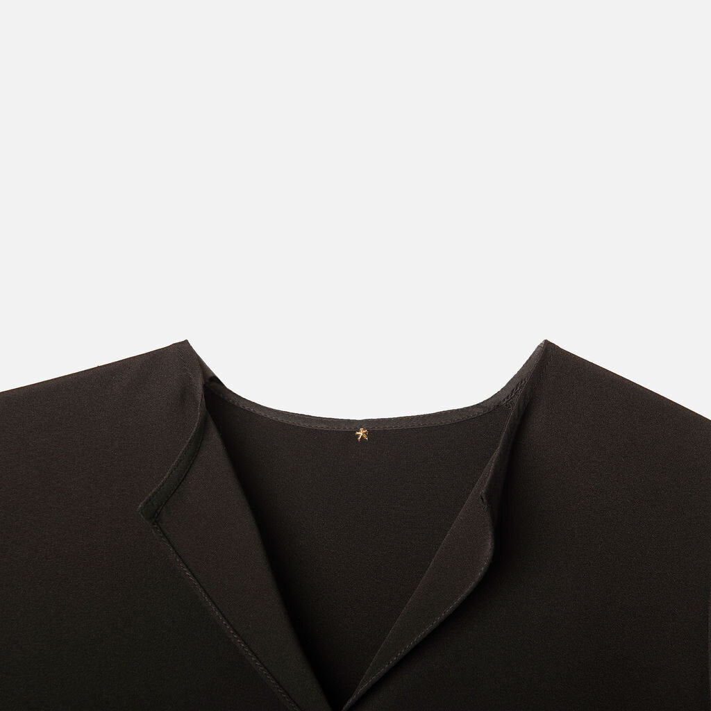Peter Cohen Black Silk V Neck Blouse