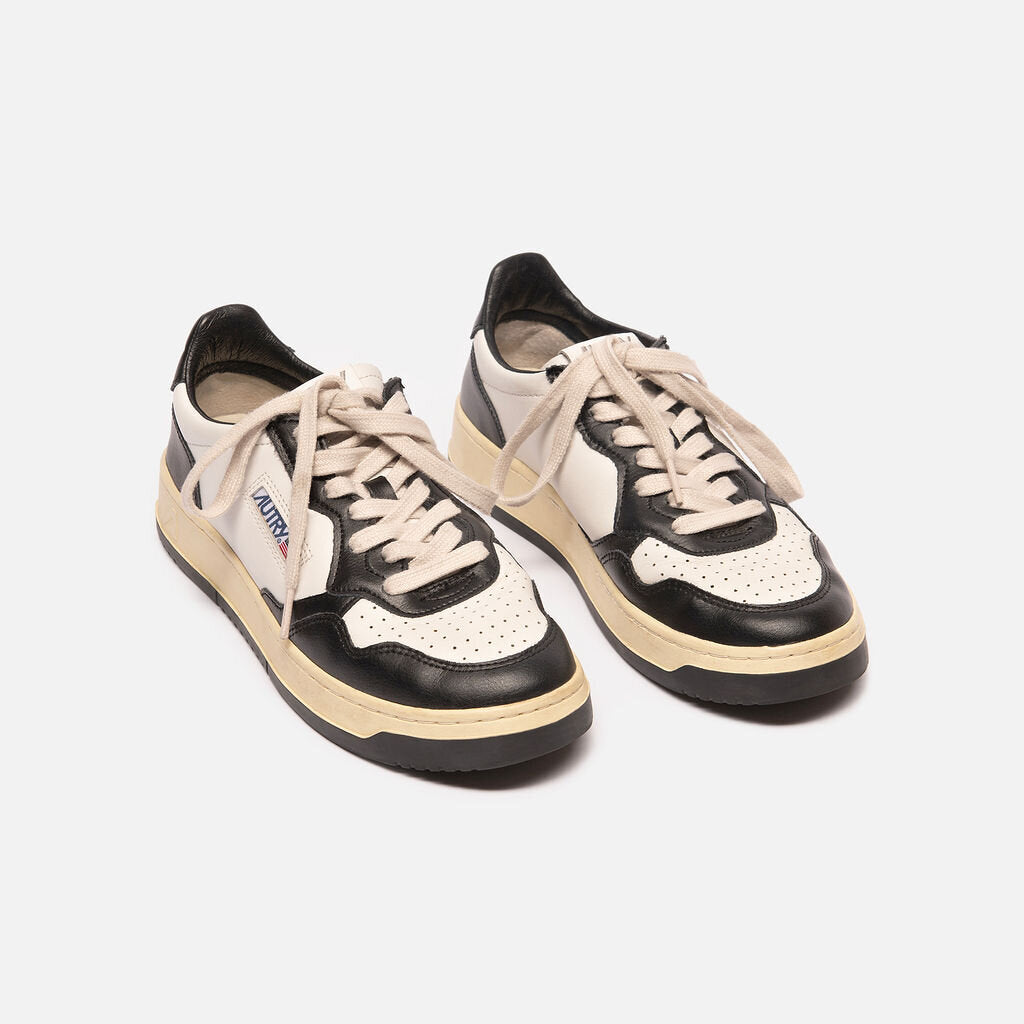 Autry Black & White Leather Sneaker