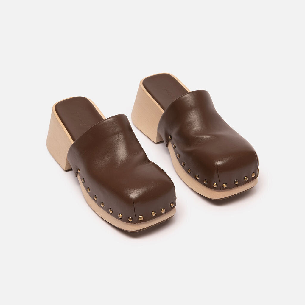 Marsey Brown Clogs