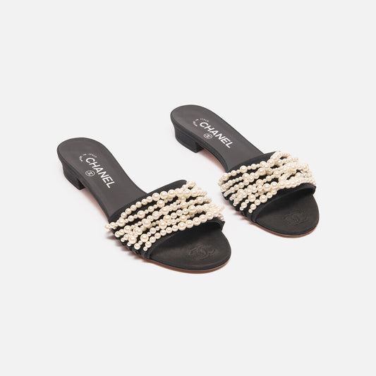 Chanel Black Pearl Slide