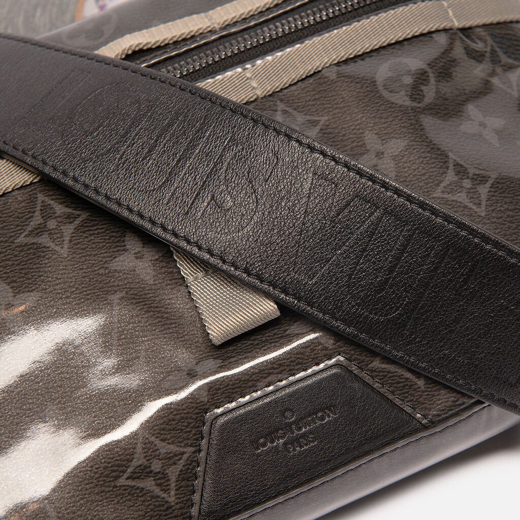 Louis Vuitton Monogram Eclipse Glaze Canvas Bag
