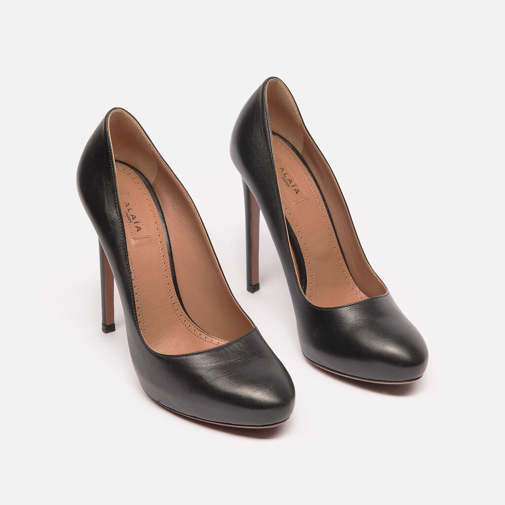 Alaia Black Leather Pumps