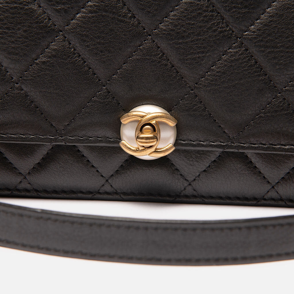 Chanel Black Cowhide Wallet On Chain