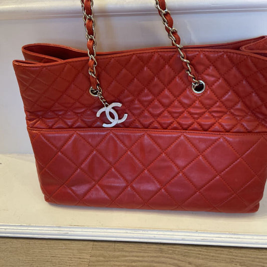 2010-11 Red Lambskin Quilted Tote