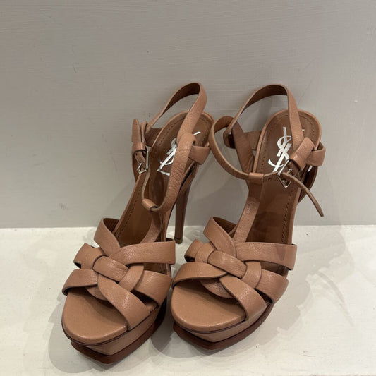 Nude Leather Tribute Heel, 36.5