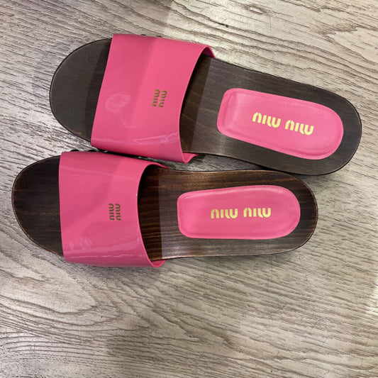 Pink Patent Clogs(875)