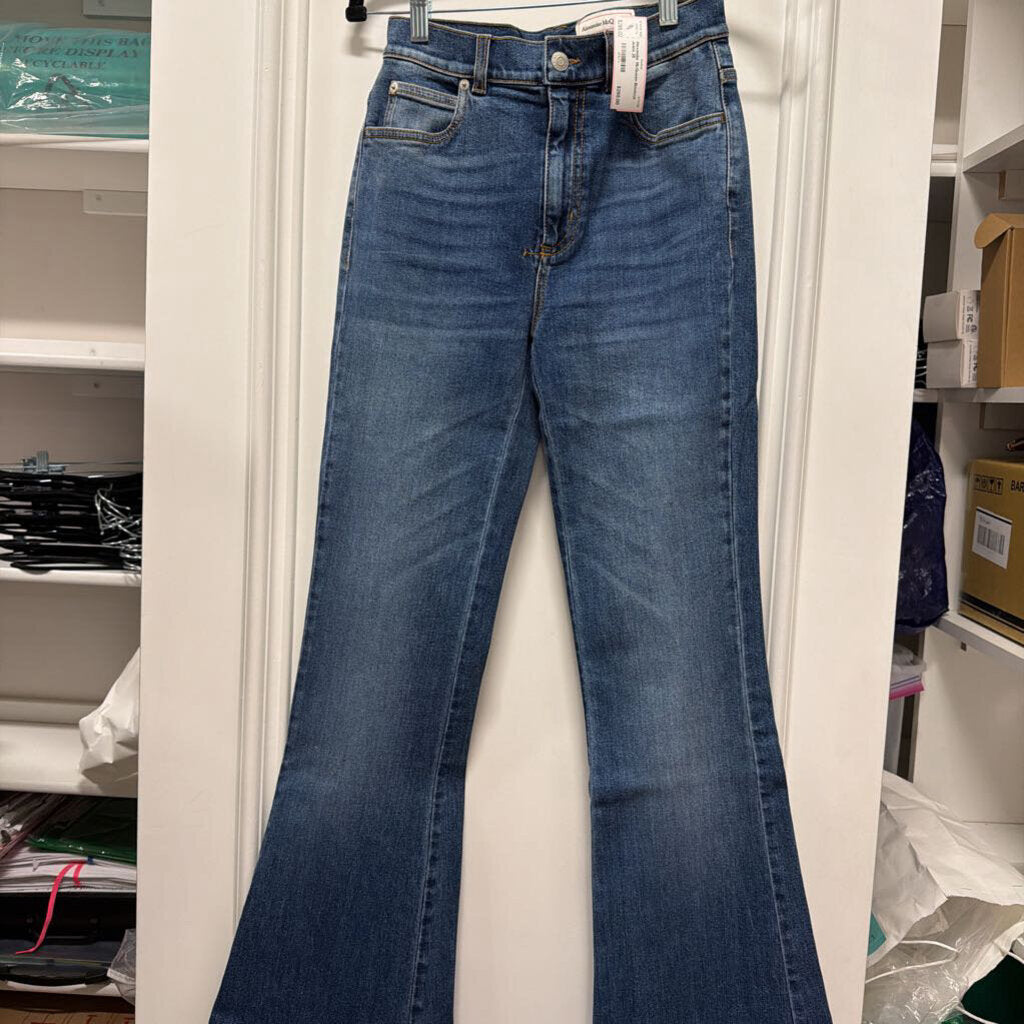 Bootcut Jeans