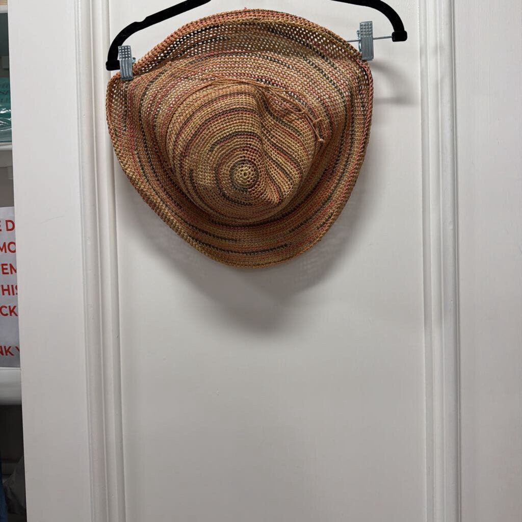 Beige Raffia Packable Hat (NWT)
