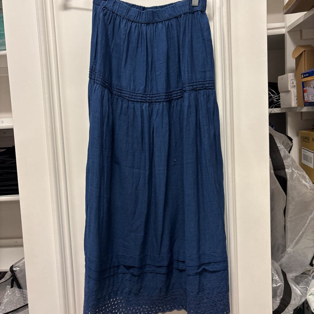 Blue Denim Eyelet Midi Skirt (98 retail)