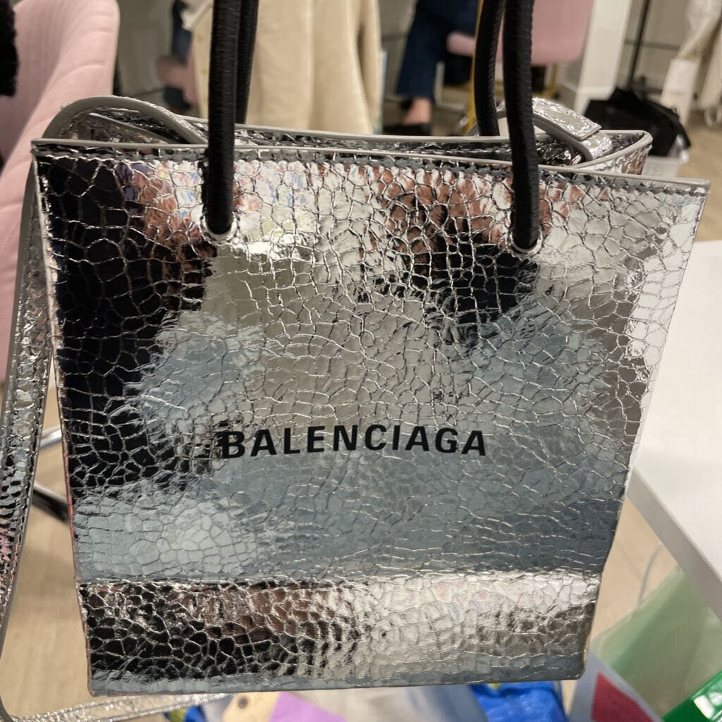 Silver Texture Leather Shopping Tote