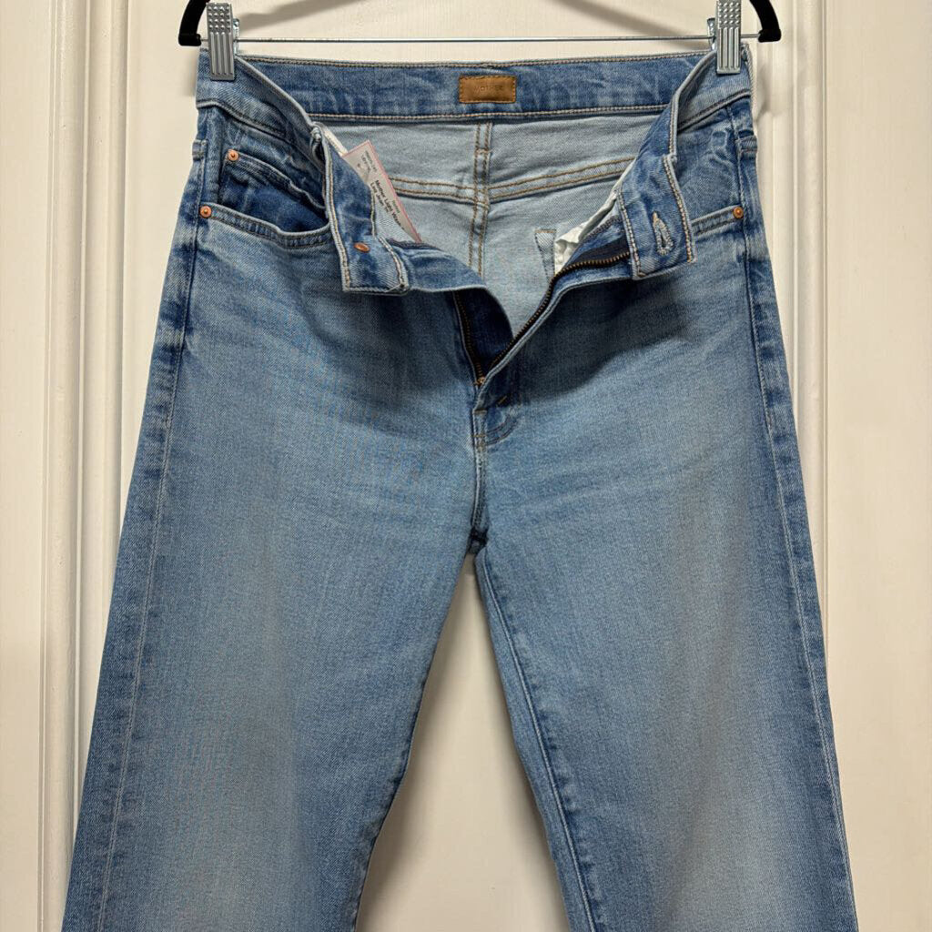 Light Wash Straight Leg Jean