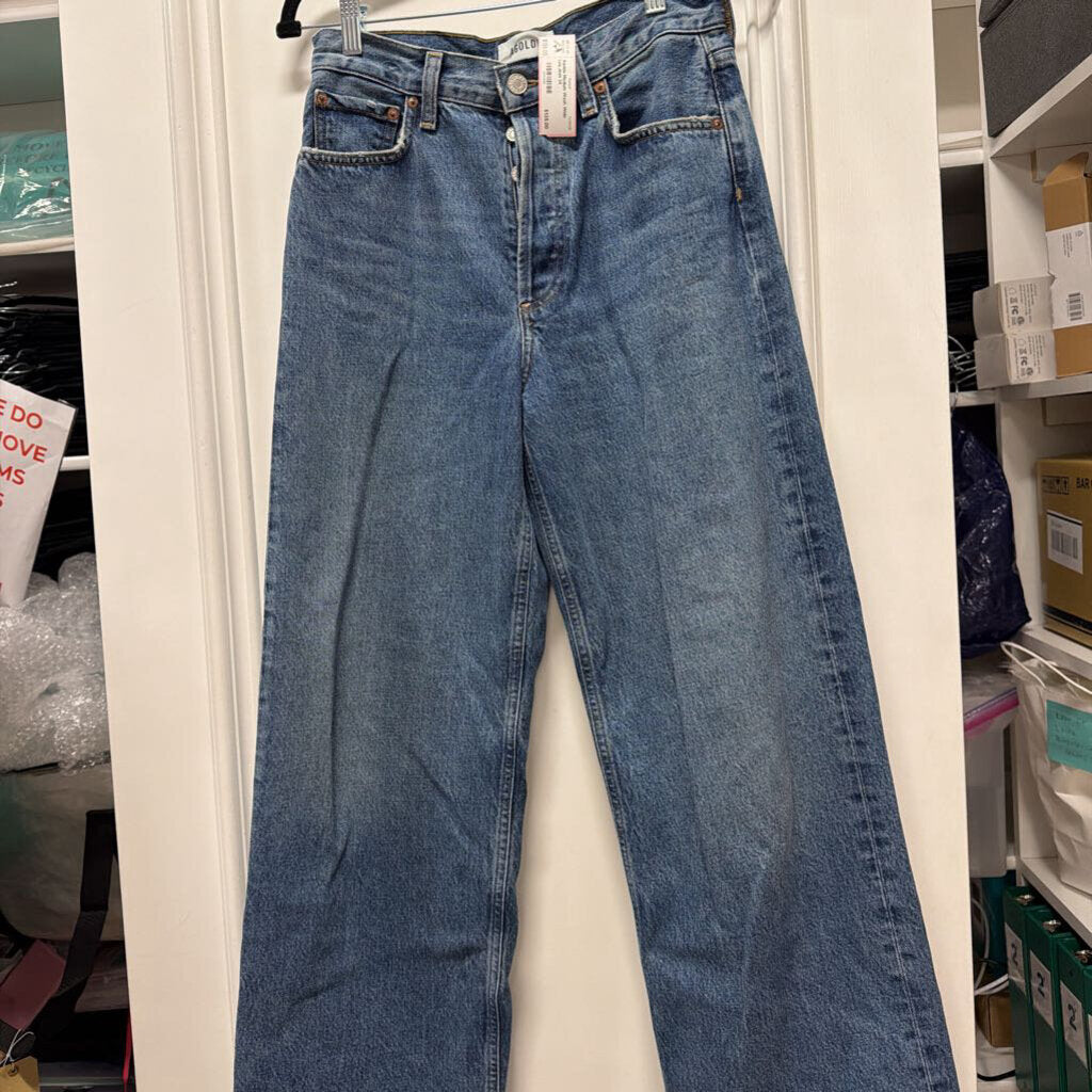 Medium Wash Wide Leg Jean