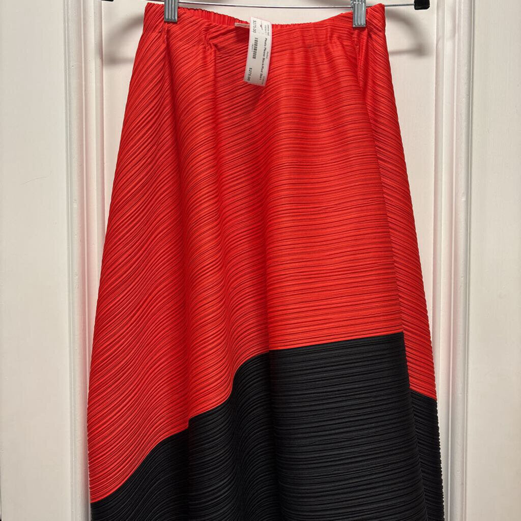 Black/Red Skirt