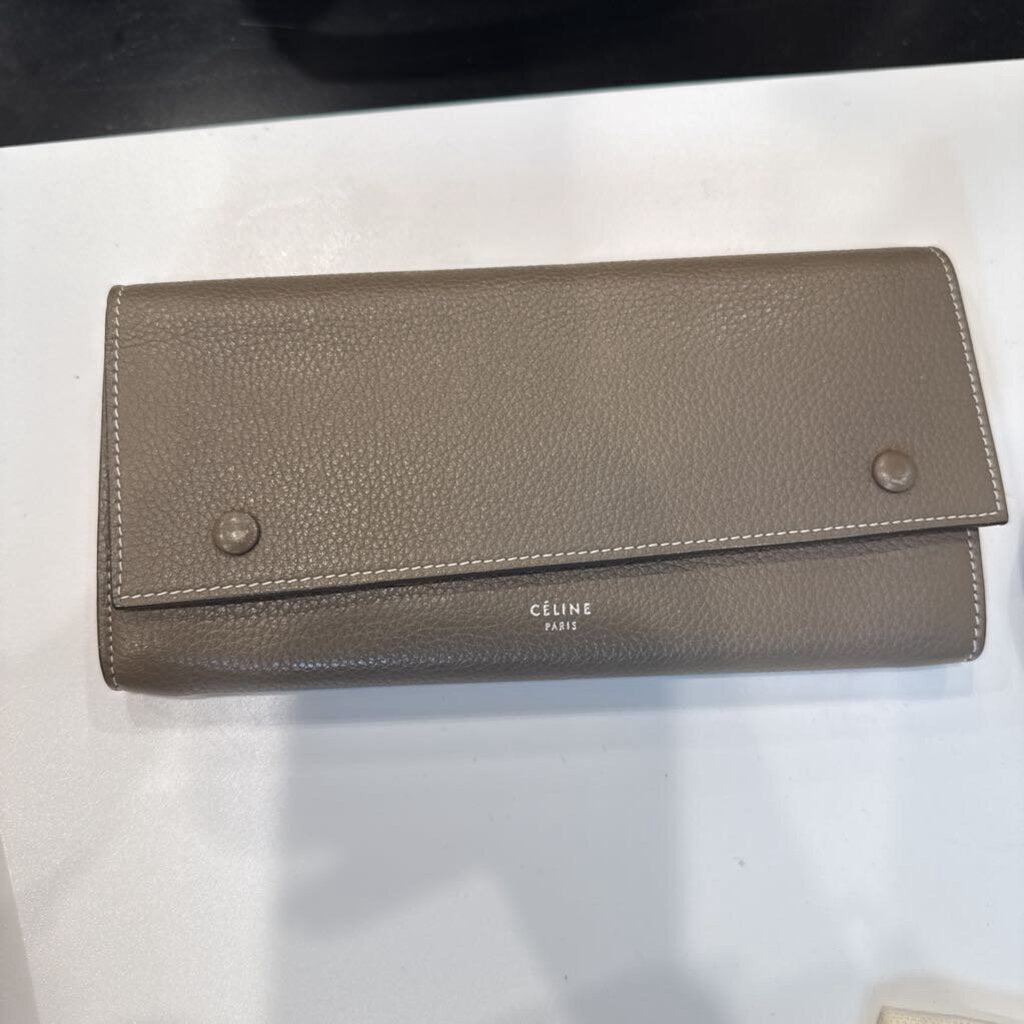 Gray Leather Bifold Wallet