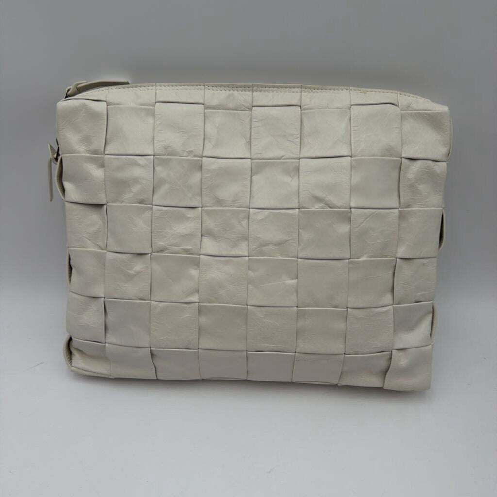 White Leather Intrecciato Clutch