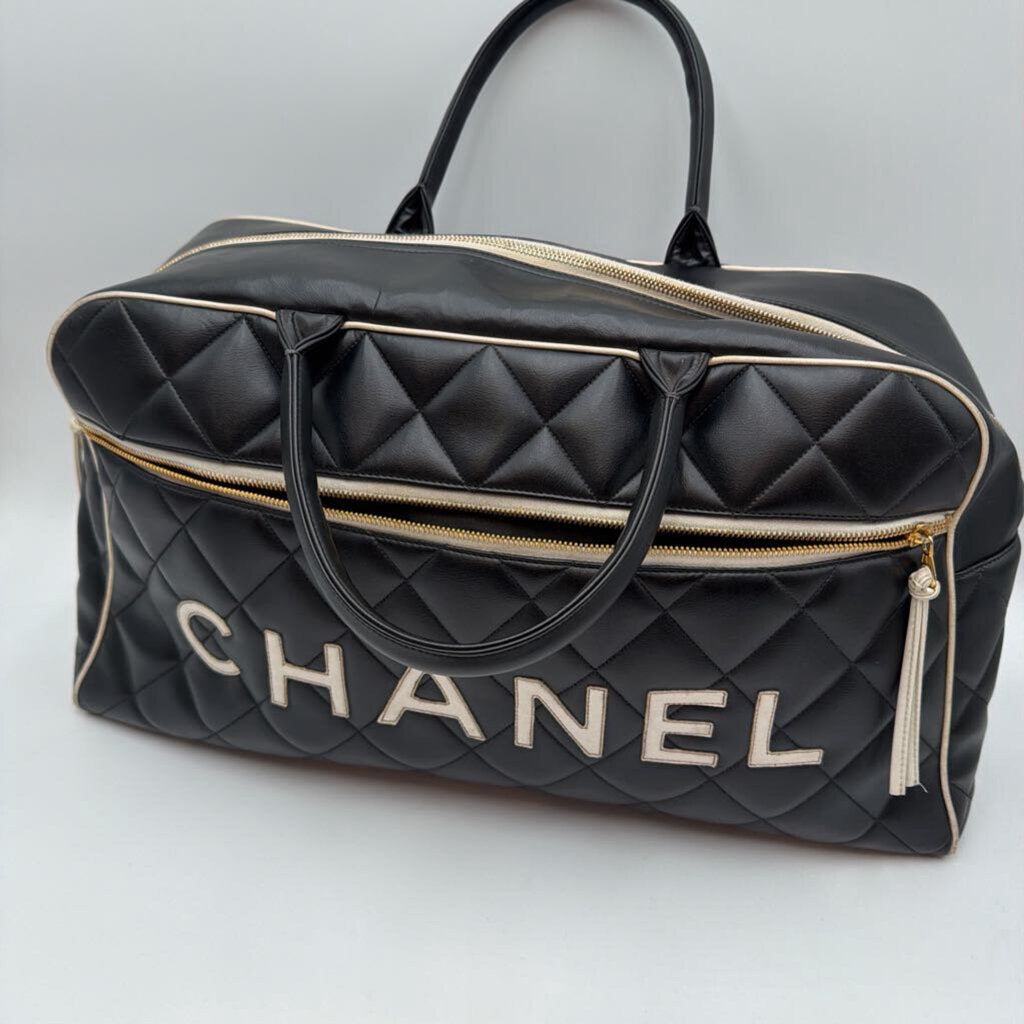 Black & White 1995 Bowler Bag