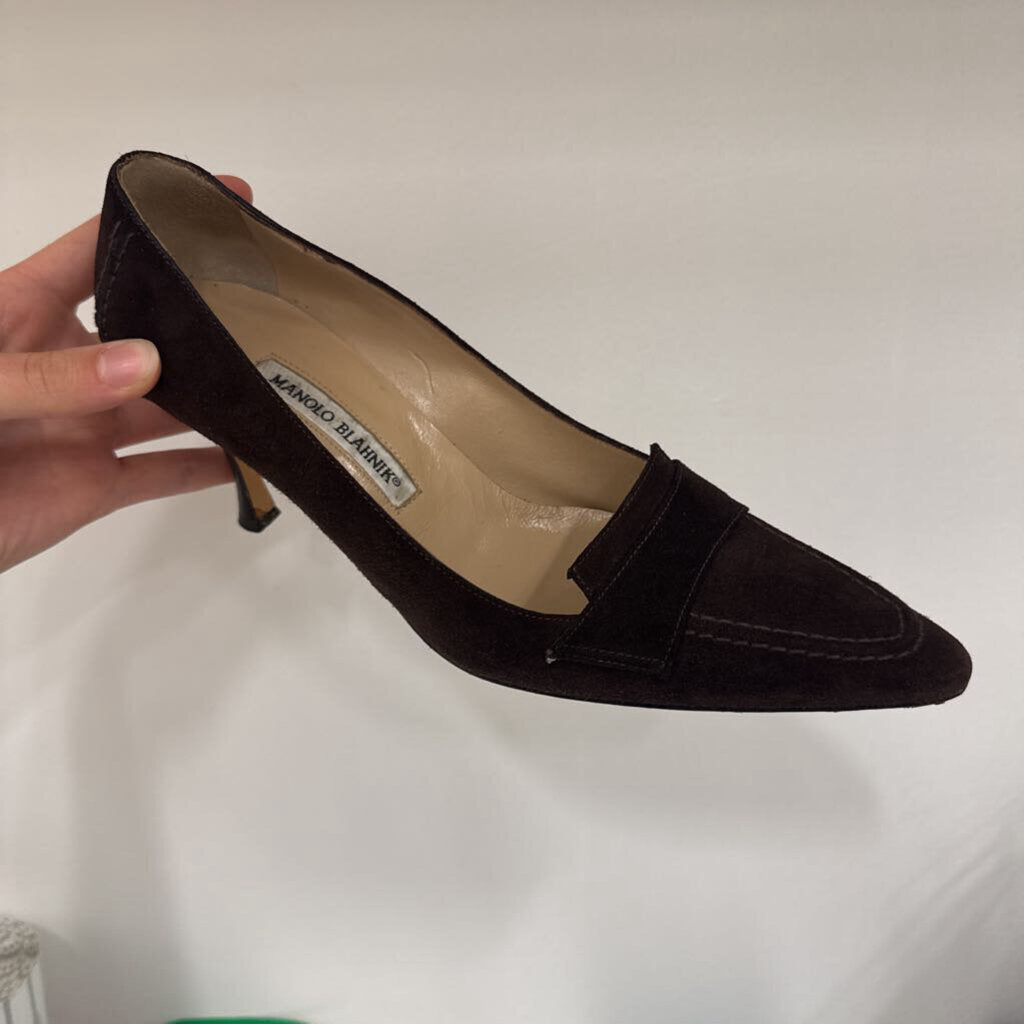 Brown Suede Pump
