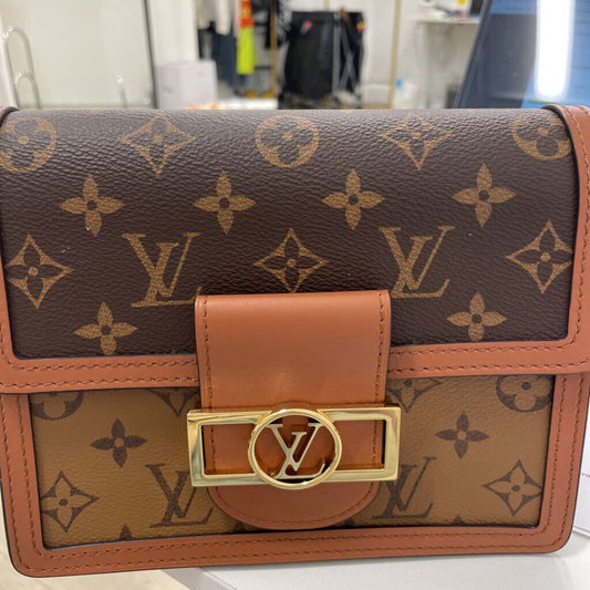 Dauphine Monogram/Reverse Mono Mini Bag(est 4000)