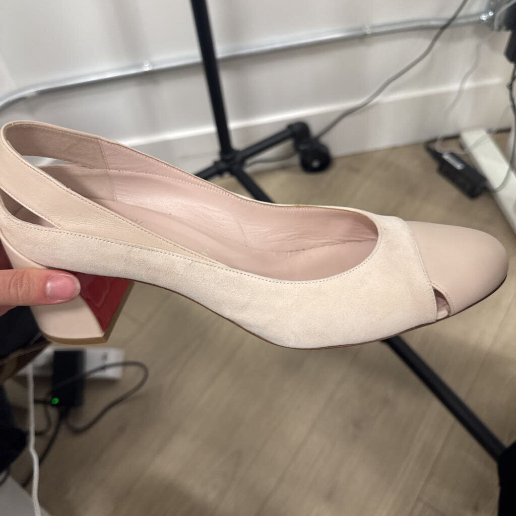 Blush Suede Leather Pump (est. retail 945)