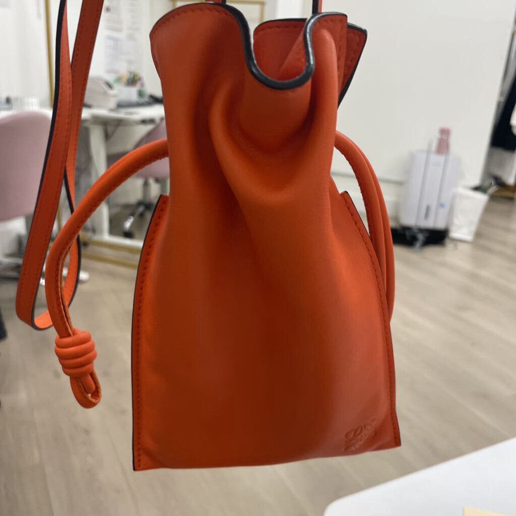'22 Orange Leather Flamenco Crossbody(est 1300)
