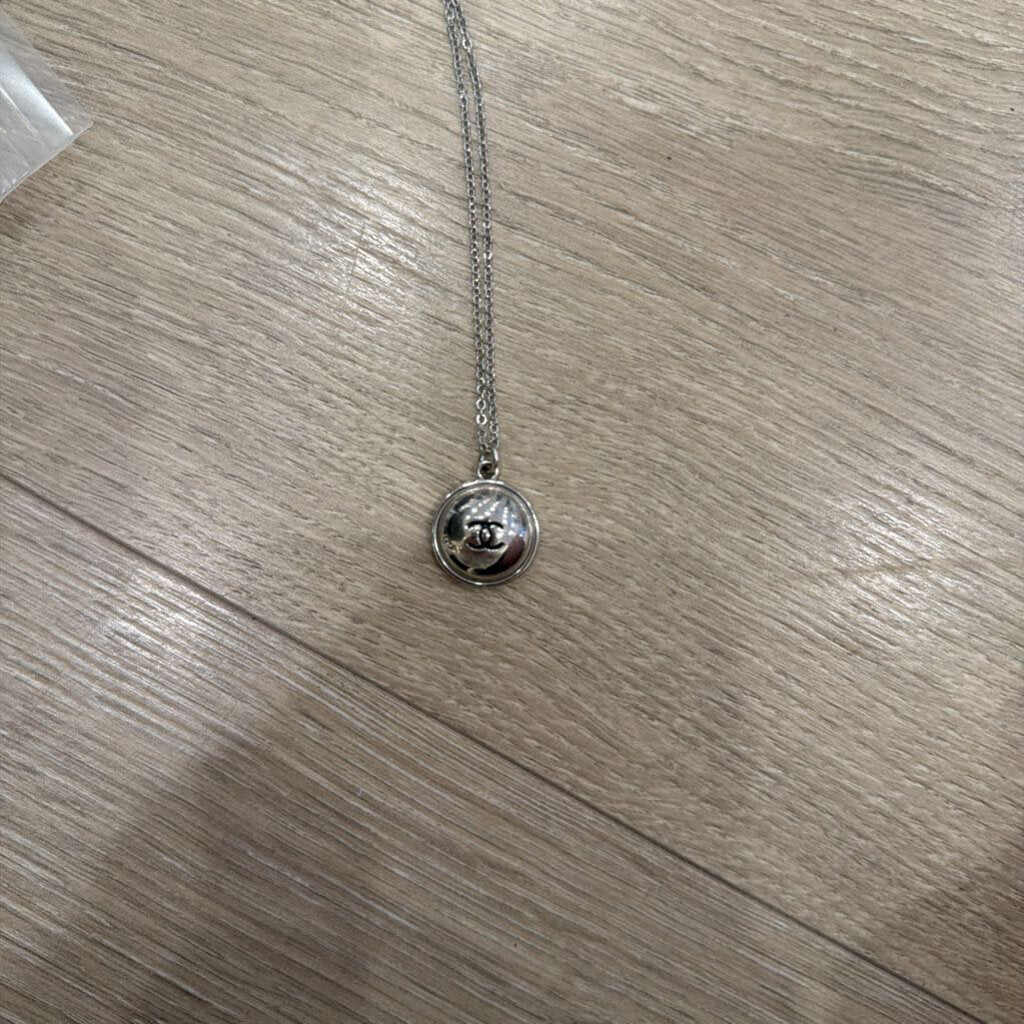 1999 Silver Coco Mark Round Pendant Necklace 40cm (AS IS; aftermarket chain)