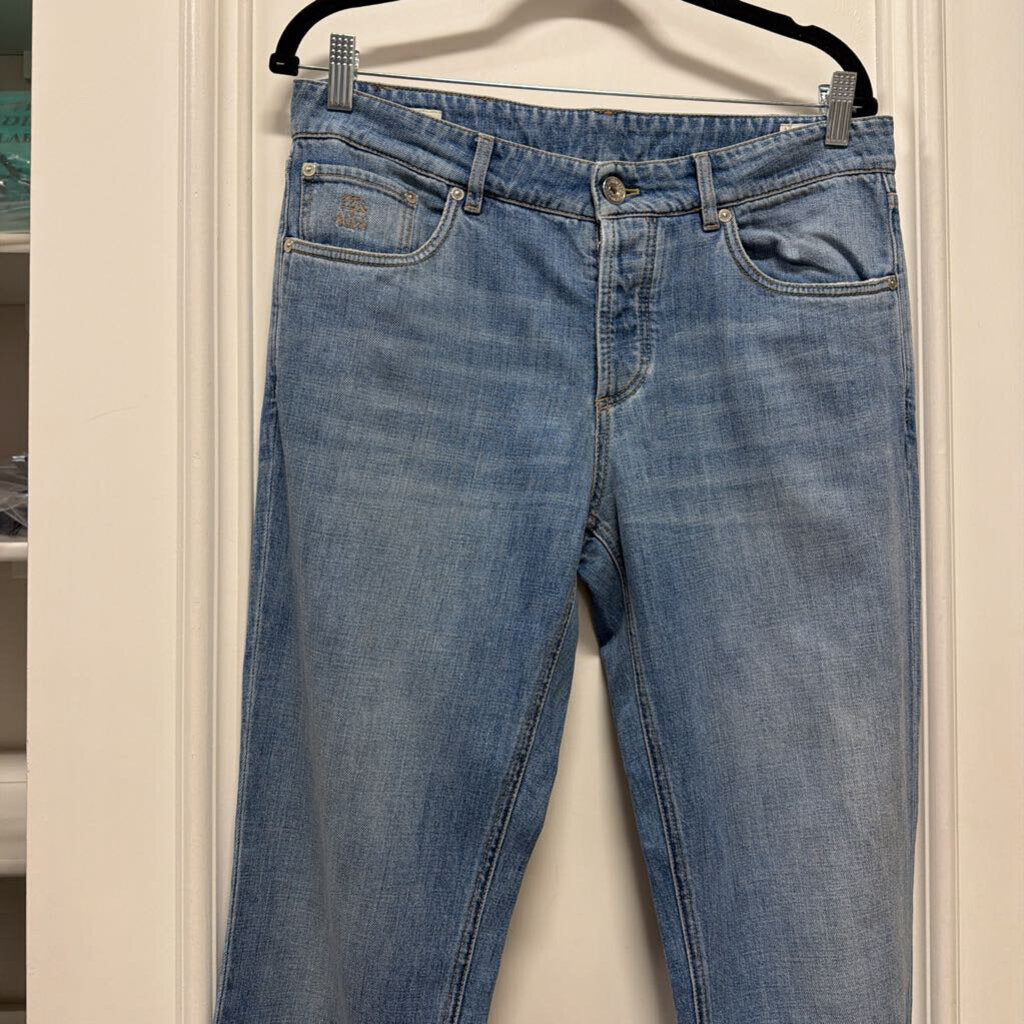 Light Wash Traditional Fit Jeans