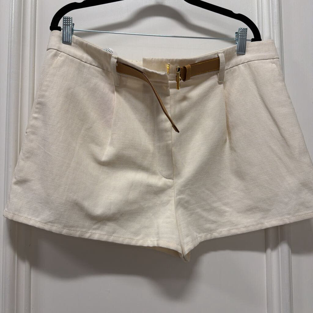 2023 Cream Cotton Belted Short