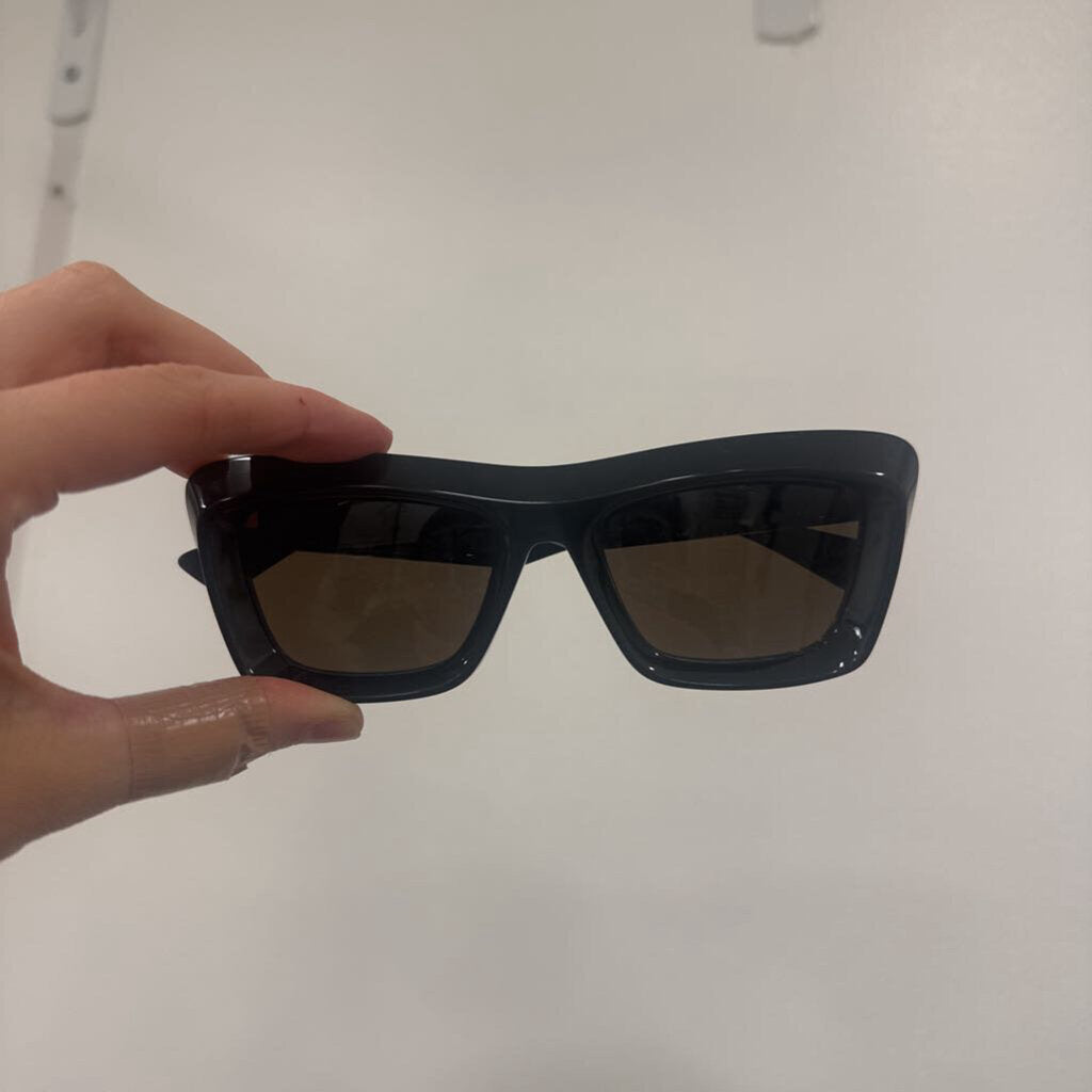 Black Square Sunglasses w/ Case
