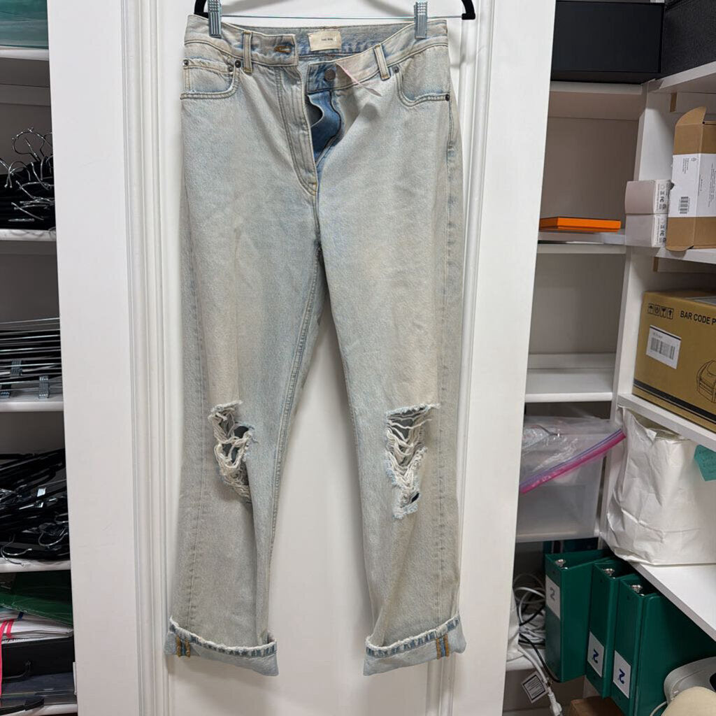 Lightwash Ripped Jean