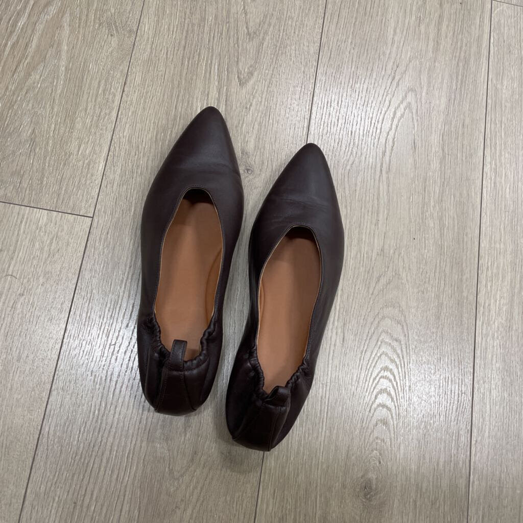 Brown Leather Pointy Toe Flat