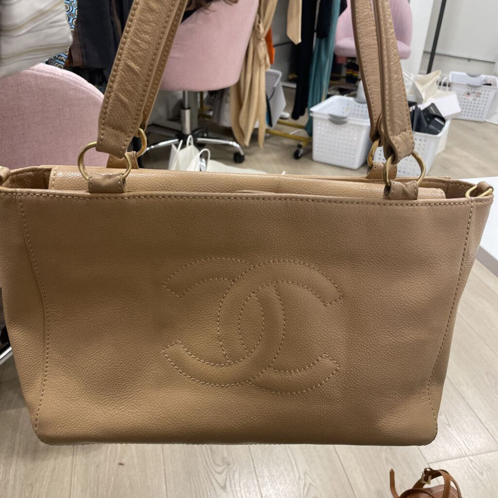 Beige Caviar CC Shoulder Bag (missing strap)