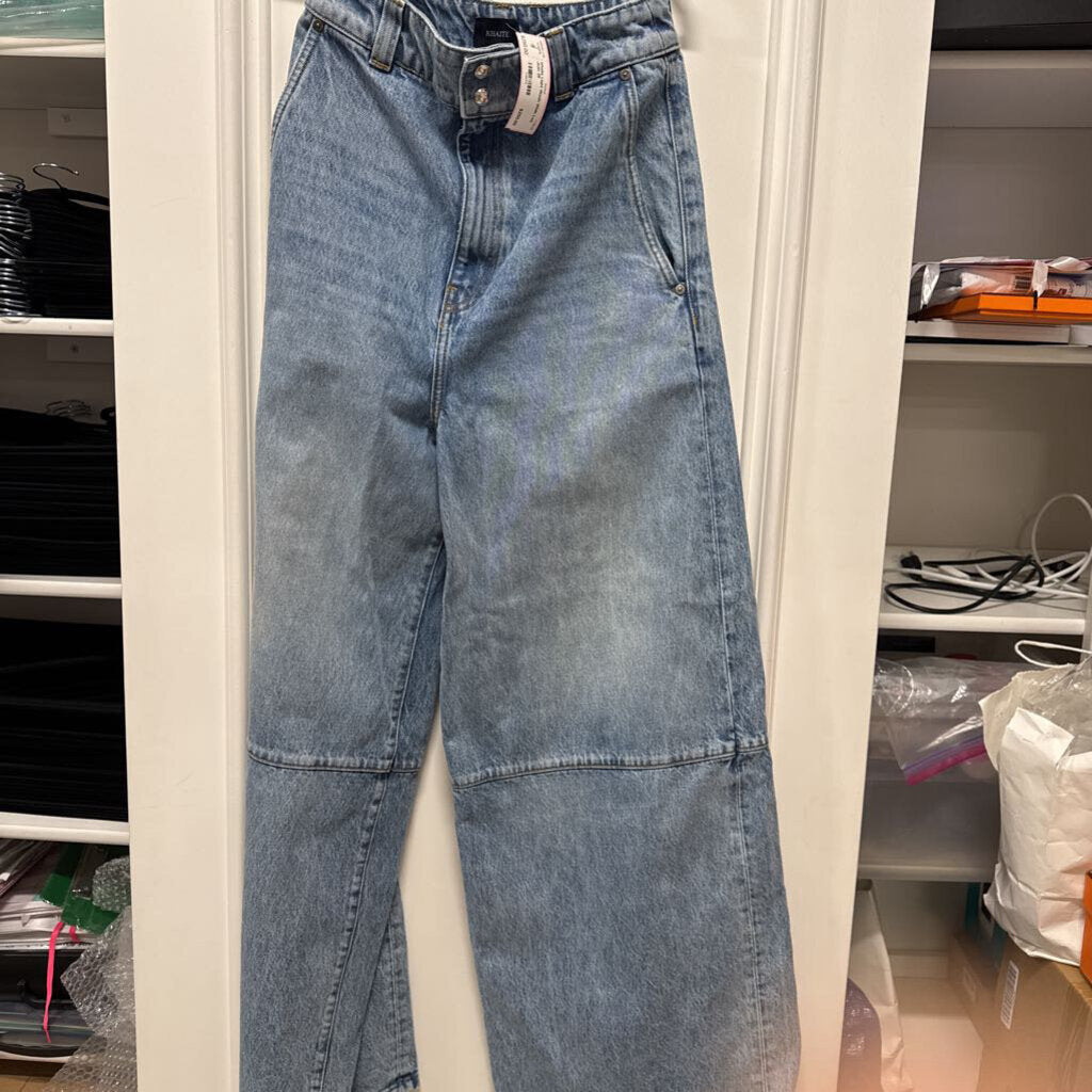 Light Wash Wide Leg Jean