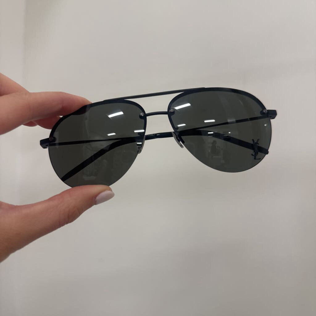 Black Aviator Sunglasses