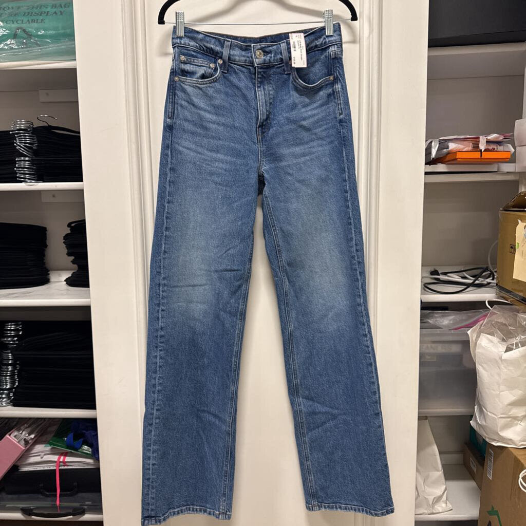 Medium Wash Straight Leg Jean