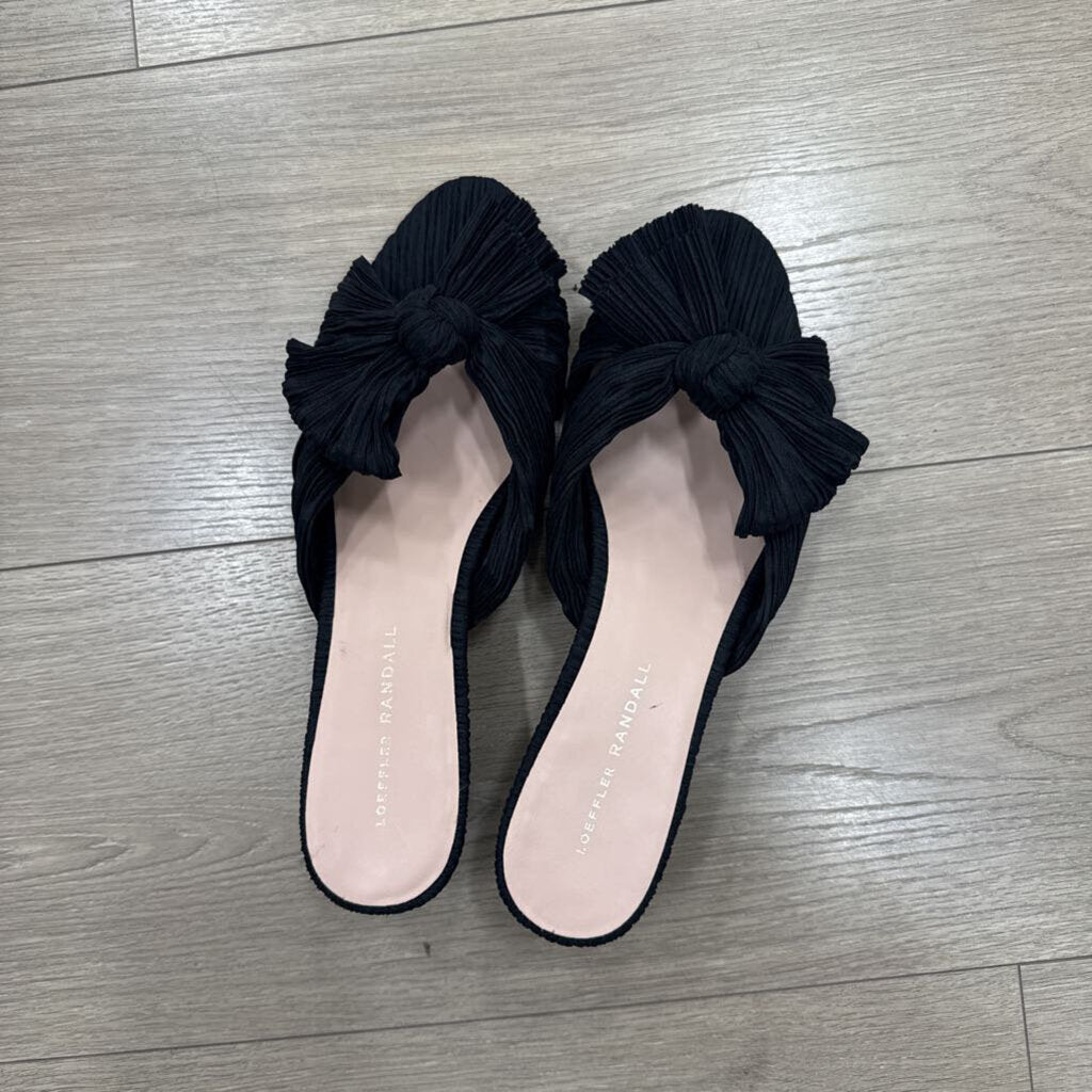 Black Pleated Bow Heel