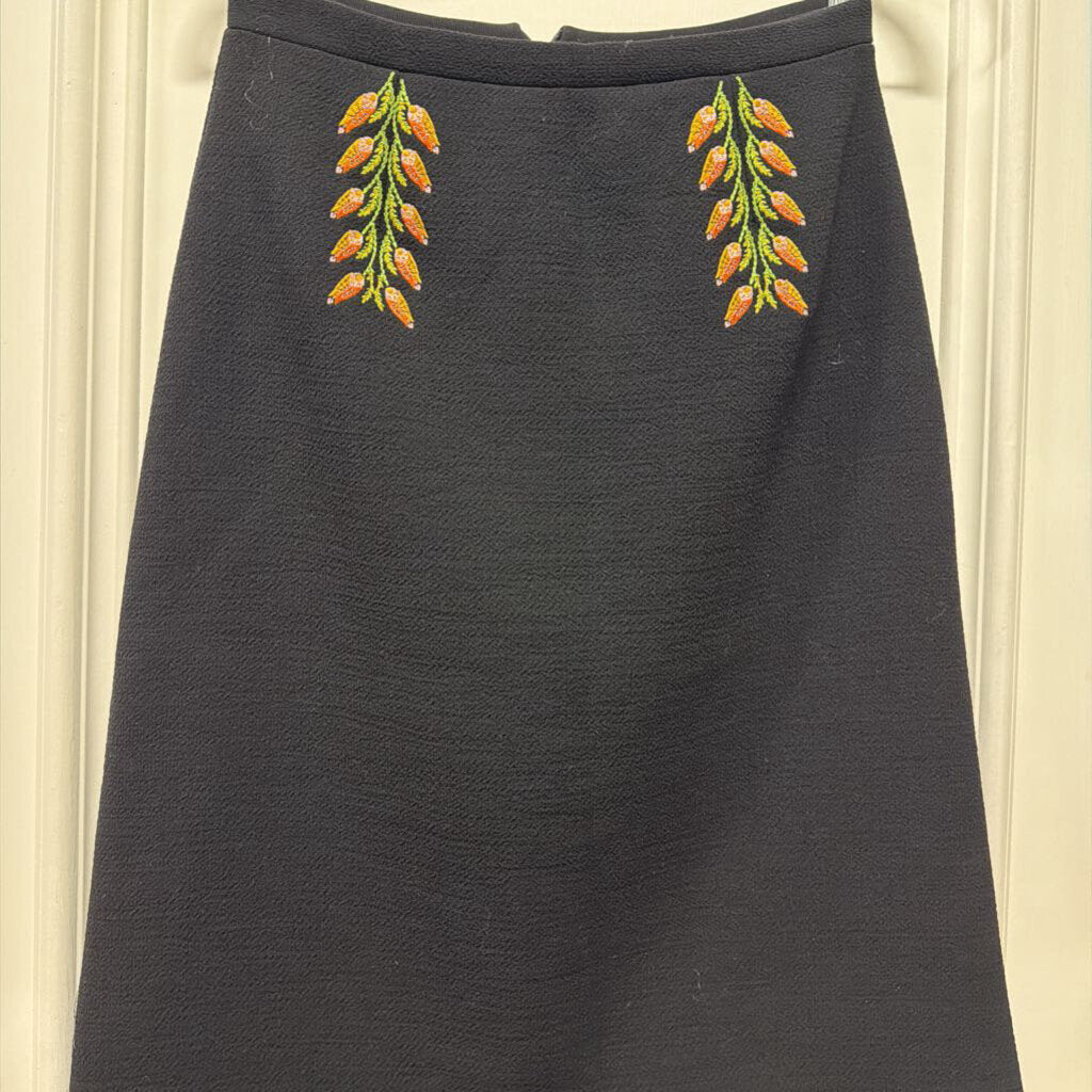 Black Wool Blend Embroidered Pencil Skirt