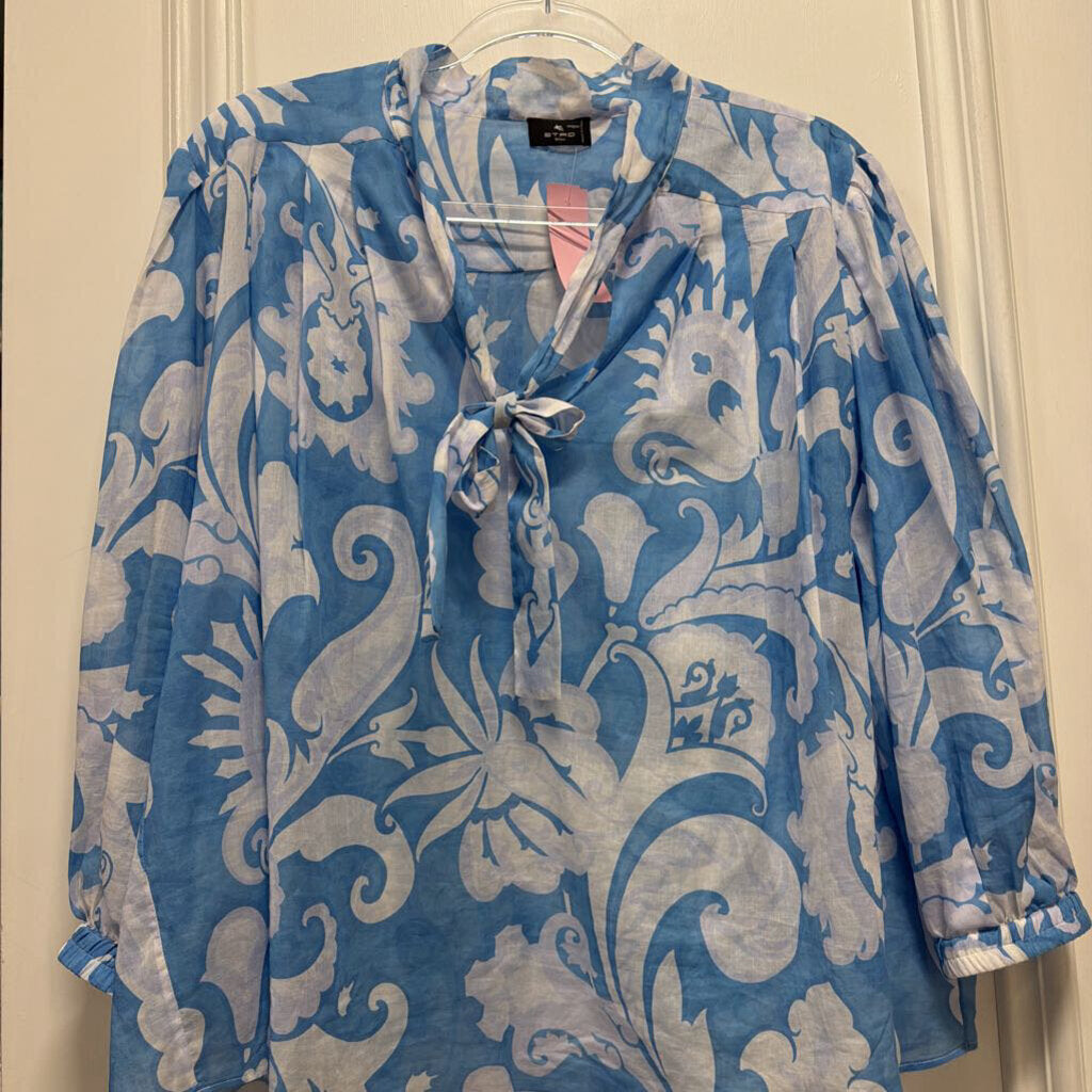 White/Blue Cotton Top