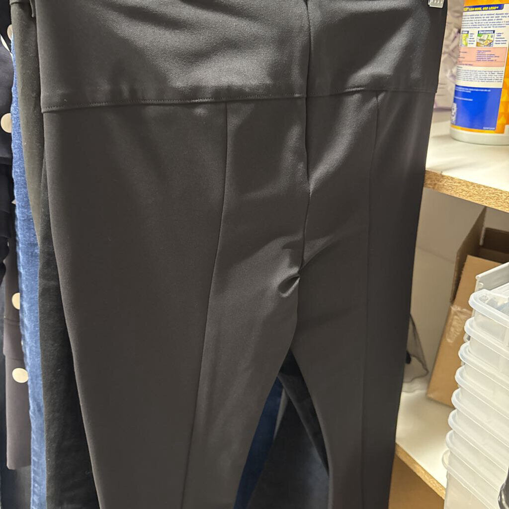 Black Capri Pant