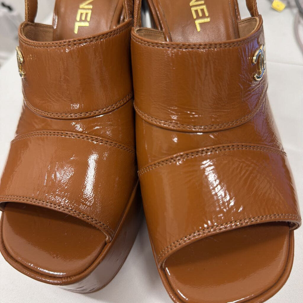 Brown Patent Leather CC Slingback Heel