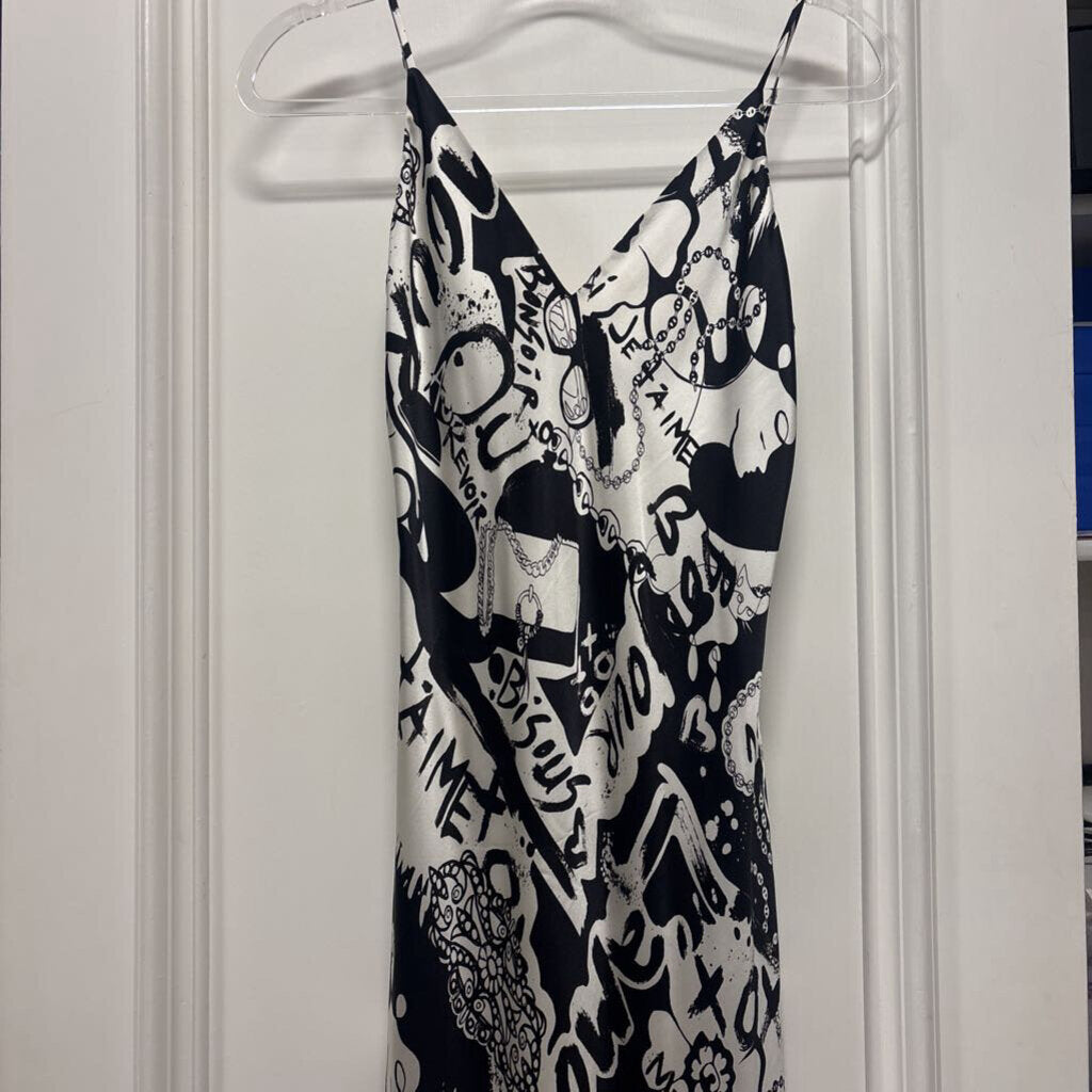 White/Black Graphic Midi Dress