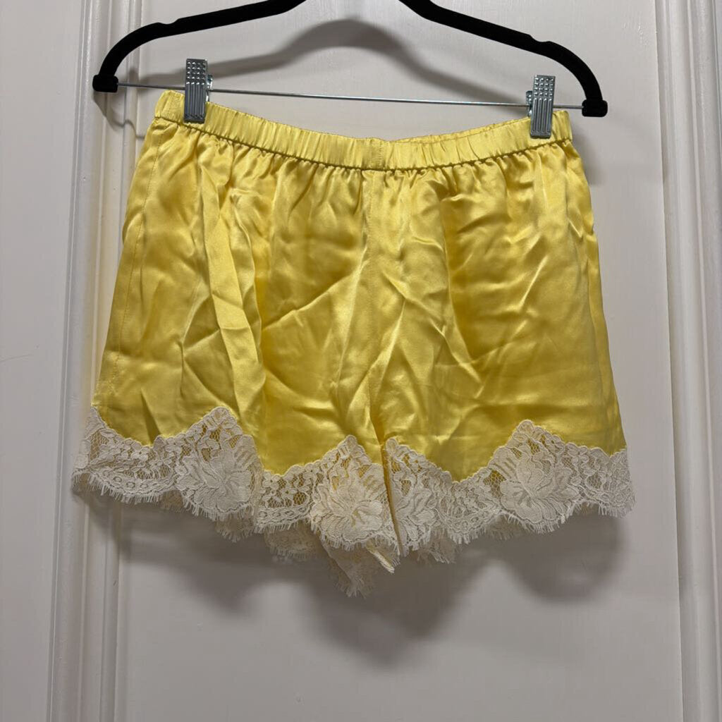 Yellow Silk Lace Trim Short